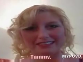 Bionda milf prende un grande nero cazzo bocca anale