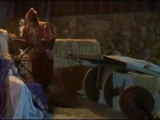 Nice bukkake from seductress