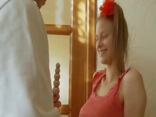 Bigtit latvian maly having bokongé dildoed
