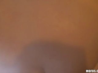 我 發現 這些 好色之徒 幻想 女人 業餘 女孩