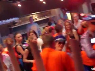 Super slags sesati klinci pri x ocenjeno video zabava