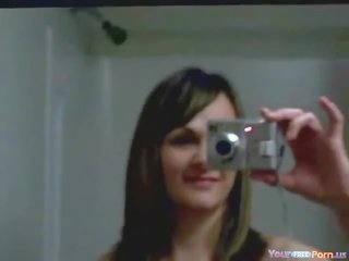 Darling tapes herself masturbasi in the pangilon vid