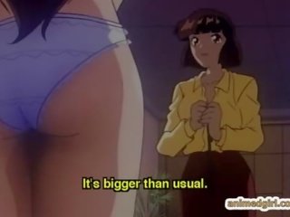 쉬 메일 헨타이 도착 흡입 그녀의 샤프트 과 얼굴의 사정