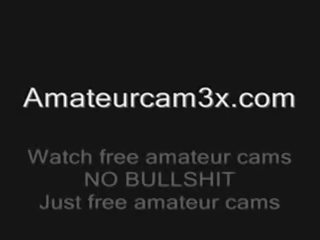 Cô gái tóc vàng với to ngực trên webcam