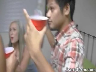 Fotos of smashing naked girls full body shown