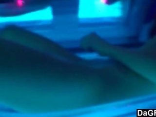 Göğüsler sağım femme fatale frigs onu bbw metres seçki için bir kremsi emzikli