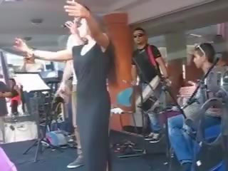 Alla kushnir sedusive perut menari bagian 27