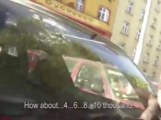 Cookie sucks johnson in jemagat öňünde for nagt pul