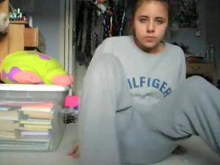 Cutie Fingers Her Hairy Pussy In The Dorm Room