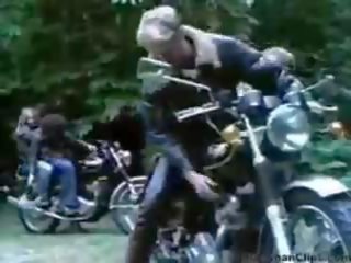 Vokiškas bikerchicks žavingas vintažas vokiškas ggg spritzen goo merginos