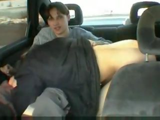 Fare esso in il auto