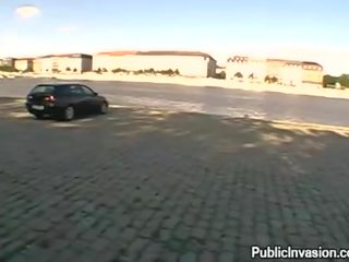Voluptuoso uva é obtendo dela regalo fodida ao ar livre