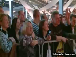 Malo terrific trak chck daje a mladostnik na video od njegov liife s a dildo