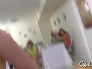 Prostaški oral-job s odstranjevalci