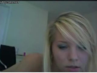 I'm Chatting With A passionate Blonde Camgirl