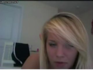 I'm Chatting With A passionate Blonde Camgirl