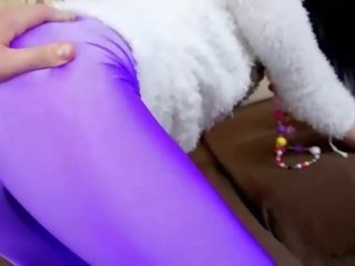 예쁜 비탄 lassie 점점 그녀의 바보 교련
