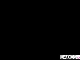Babes - a touch of owadan - brett rossi
