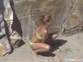 Doggystyle quickie public beach