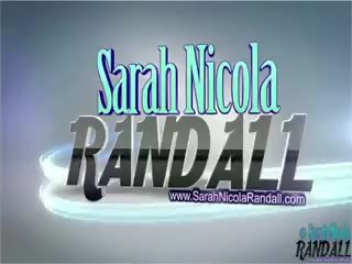 Sarah randall busts out of her aqua lifçik
