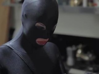 ה catwoman רוכב peter