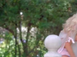Olivia paige aranyifjú playmate a a hónap