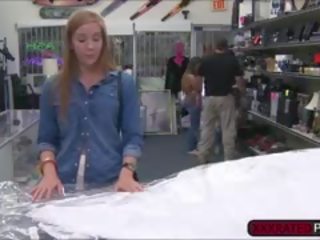 Desirable blondinka gives a fucked for hakyňy almak