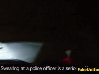 British femme fatale doggystyled labas sa pamamagitan ng pulis