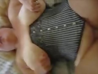 ボインの ブロンド xxxl 妻 浮気 彼女の 夫