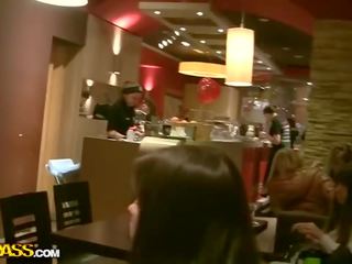 公 卫生间 xxx 电影 为 复仇 电影
