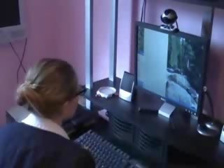 비서 데 손가락 에 그녀의 질
