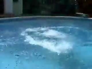 Solo lassie rub out