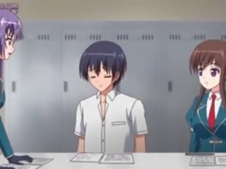 Graceful hentai babaeng lobo makakakuha ng puke binubutasan