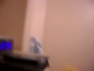 Mulatta mov suo bello tette e tremante suo culo
