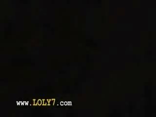 Lezzy jatty lovers striptiz in sauna