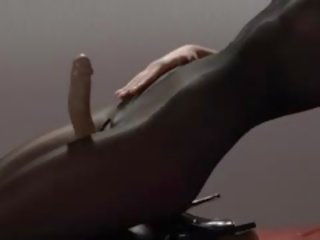 Sweet Princess In Pantyhose Masturbating
