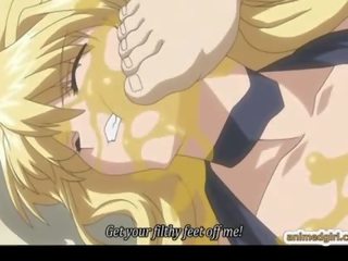 Rroba banje anime bigboobs seks simultan në the plazh