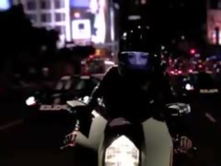 Mischa brooks bending üle motorcycle jaoks võll