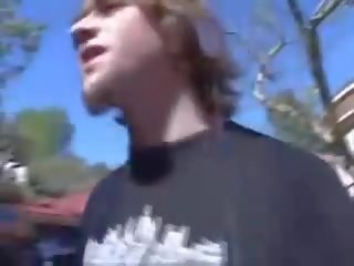Tobi pacific sputo puttane