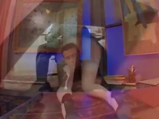 No sound: ava marteens la secretaire chienne
