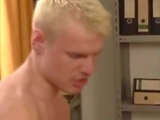 Librarien merr fucked në i ngushtë pidh