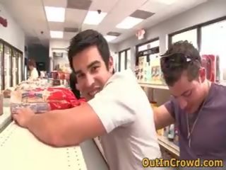 Sedusive hetero skopulis acquire outed uz publisks places bezmaksas homoseksuālists movs 7 līdz outincrowd