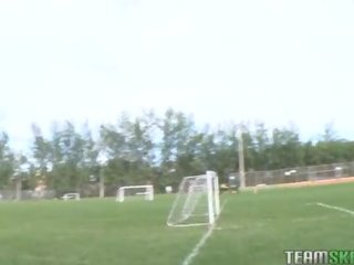 Immediately afterwards her işlemek this brunet hottie gets ýaglanan up and fucked hard