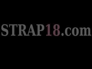 Gözi ýapylan femme fatale gets bang by strap on