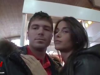 Sikiş at the fascinating exhibition vid