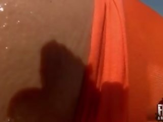 Exceptional hot femme fatale pissing and silit fisitng