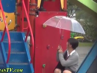 Warga asia sluts raining kencing