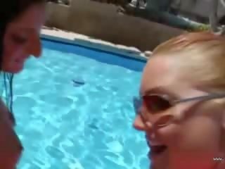 夏天 性交 屁股 他媽的