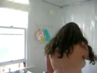 E shëmtuar exgirlfriend dush masturbim 2