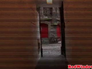 Facialized 네덜란드 호위 망치고 고객
